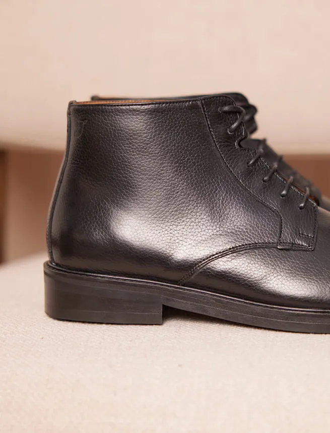 Boots en Cuir Grainé pour Homme Noir - Modèle Chukka Boots City