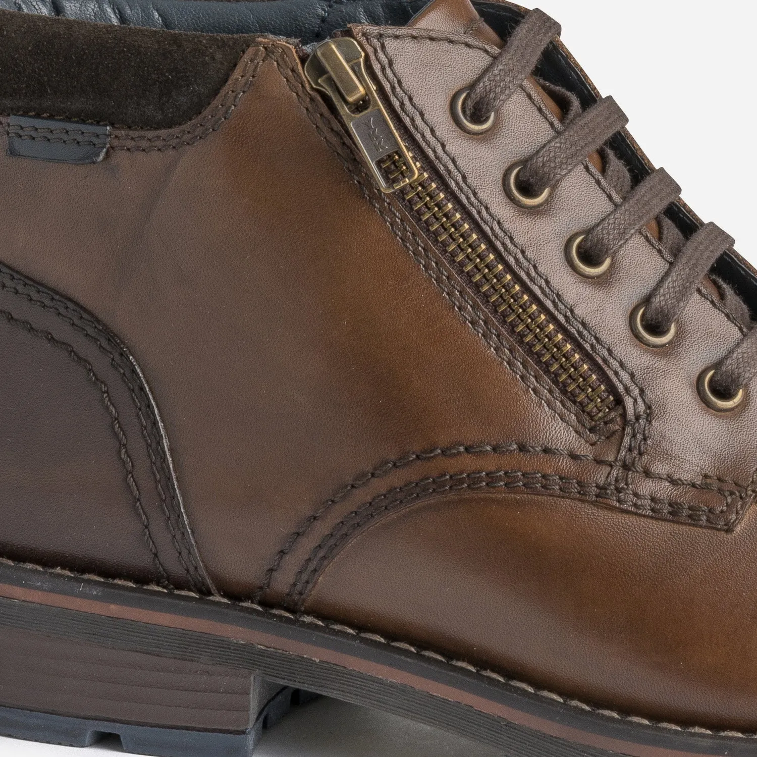 Boots à lacet marron en cuir - Boots Homme | ERAM