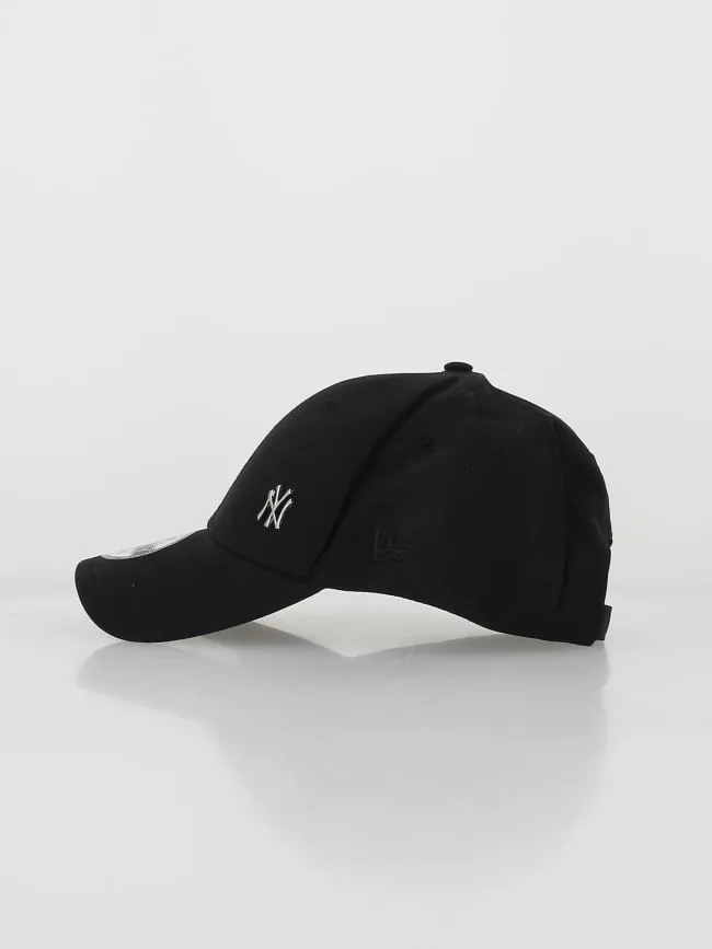 Casquette 9forty flawless petit logo métal noir - New Era | wimod