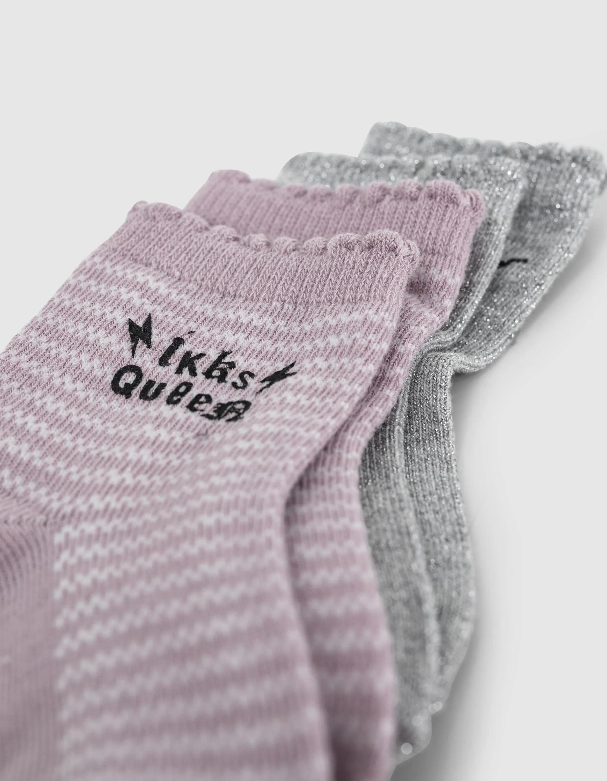 Chaussettes argent et rose poudré rayé bébé fille