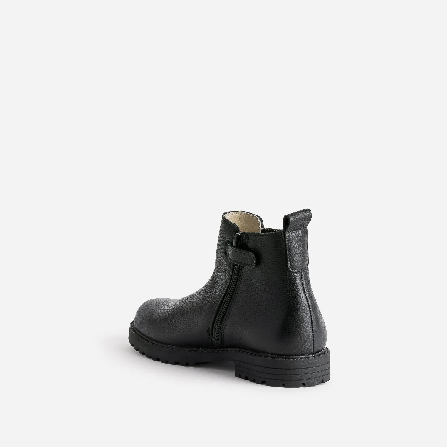 Chelsea boots BUGGY noir en cuir semelle crantée - Boots Enfant | ERAM