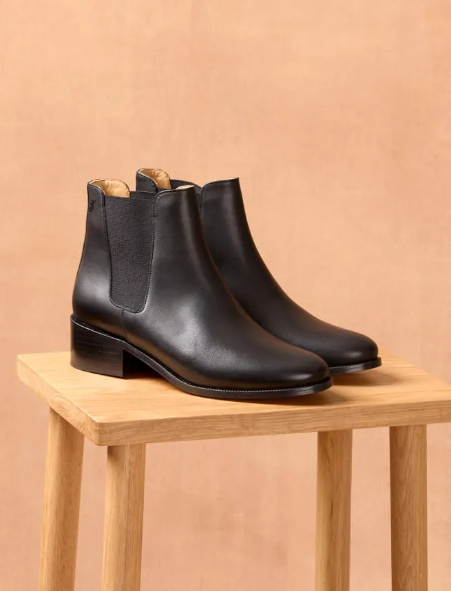 Chelsea Boots en  Cuir Lisse Noir à Talon pour Femme modèle Amy