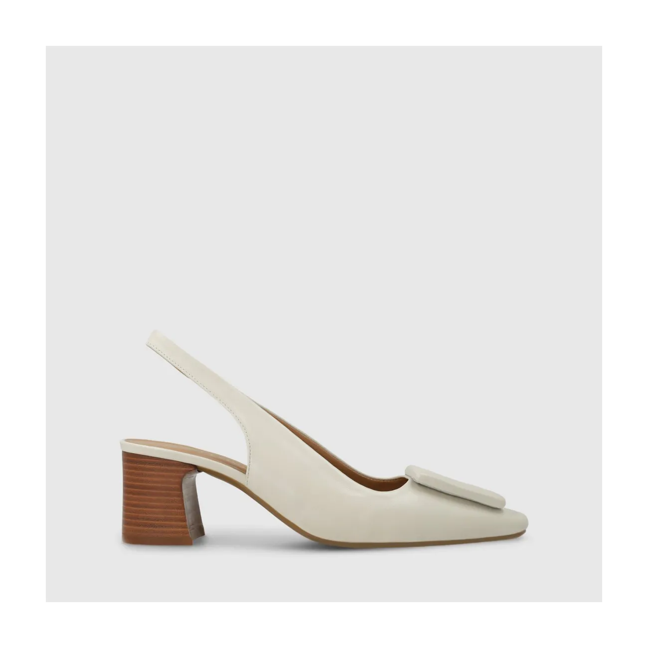 Escarpin slingback pour femme en cuir blanc cassé. I LODI Chaussures pour femme online.