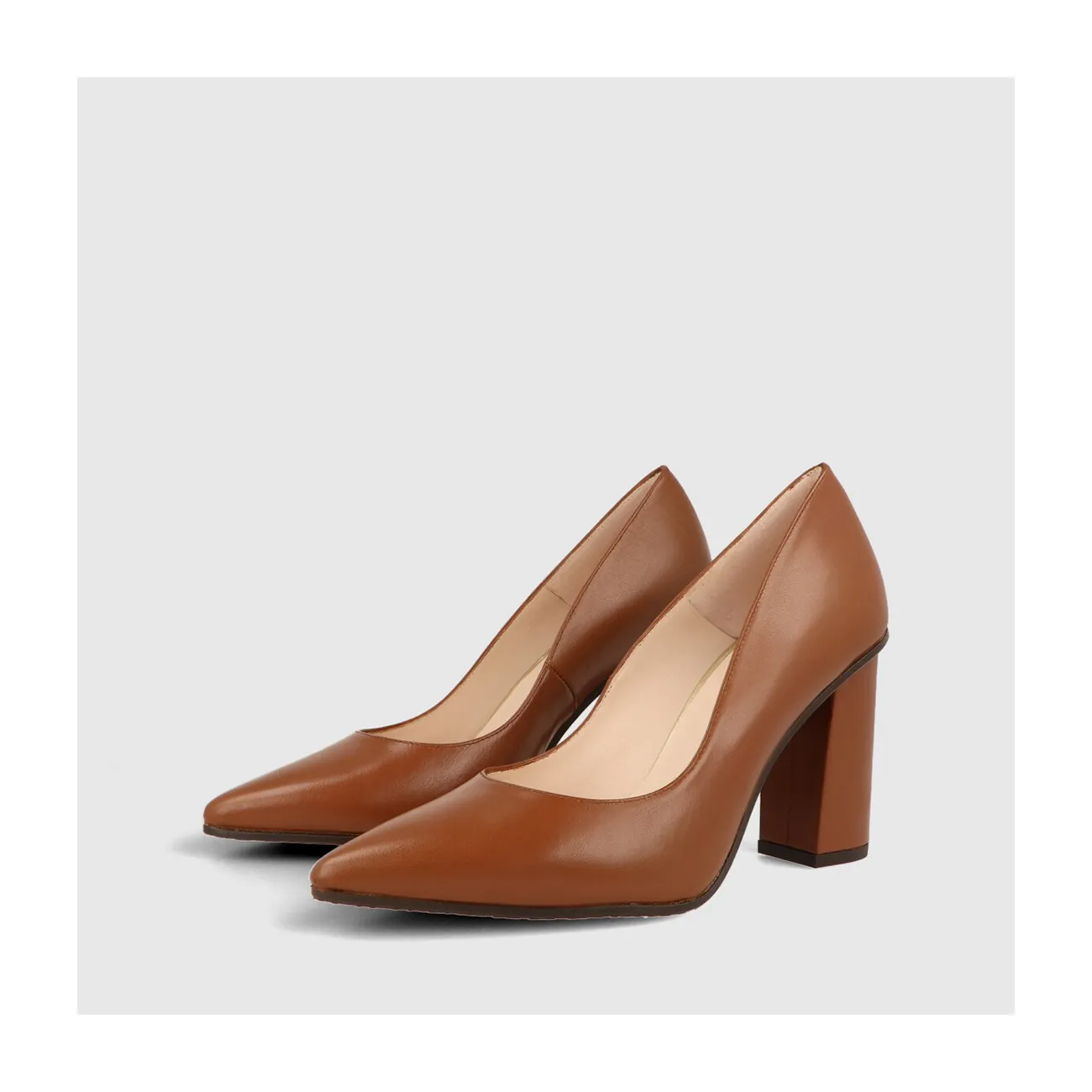 Escarpin à talon carré en cuir marron lisse | Chaussures femme LODI en ligne